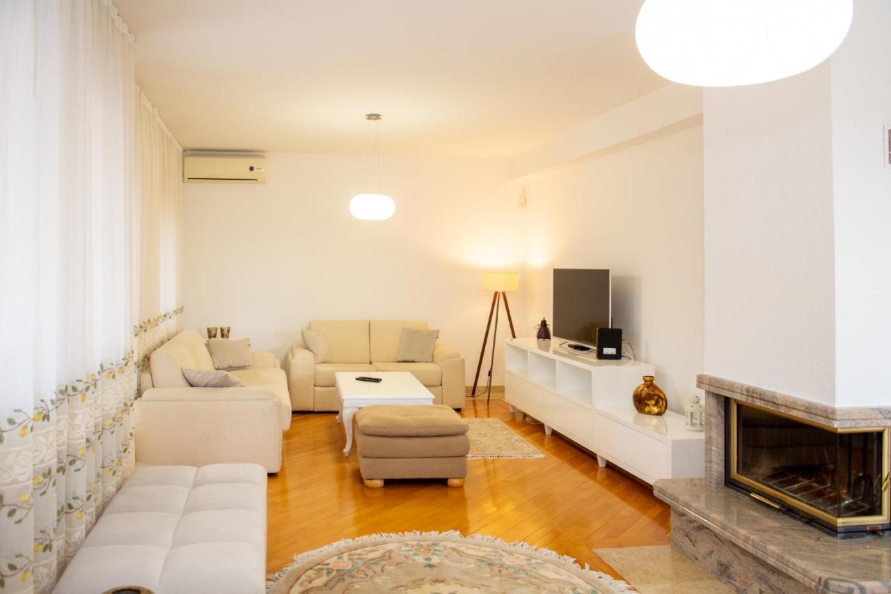 Lägenhet Engadin Apartments - Free Parking *